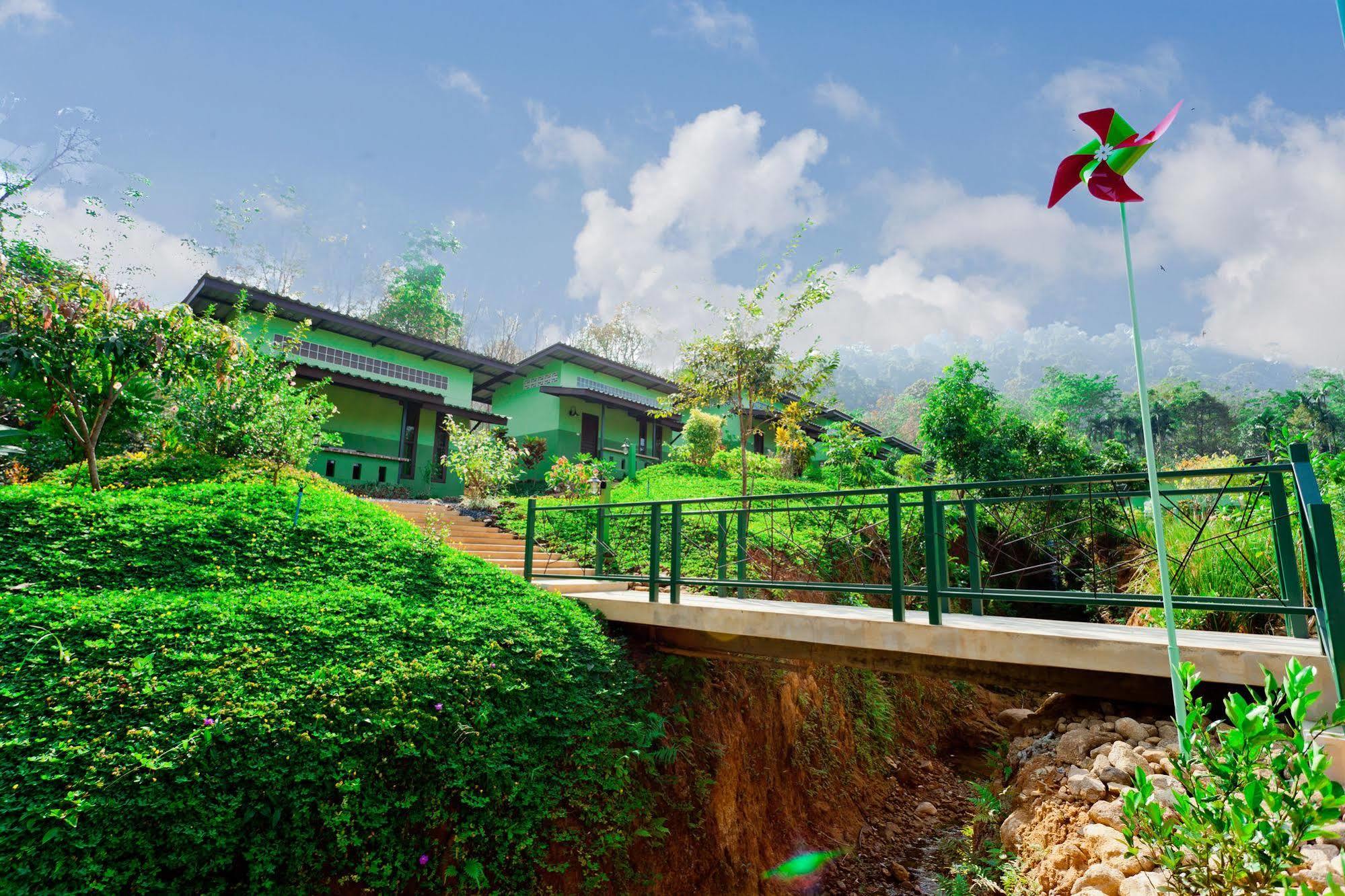 The Mouth Resort - Sha Extra Plus Khao Lak Bagian luar foto