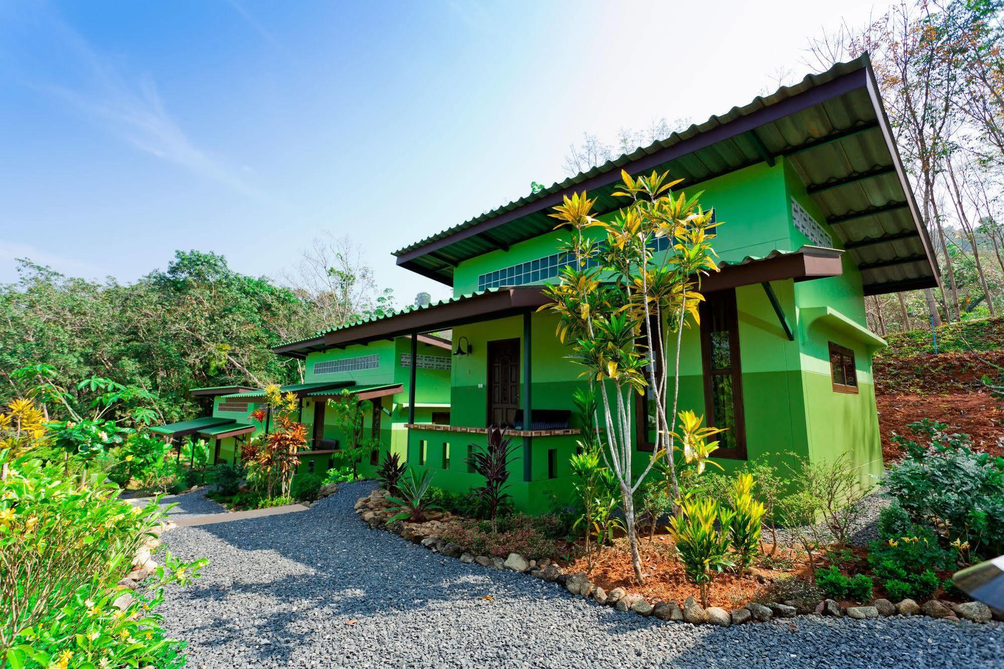 The Mouth Resort - Sha Extra Plus Khao Lak Bagian luar foto